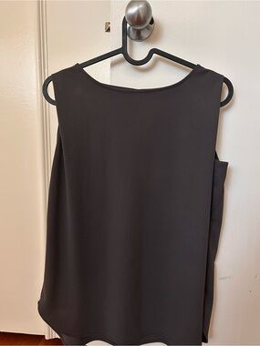 Uniqlo Sleeveless Lightweight Blouse [XS | Dark Grey]